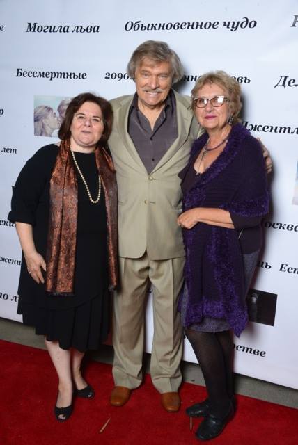 Oleg Vidov at a premiere