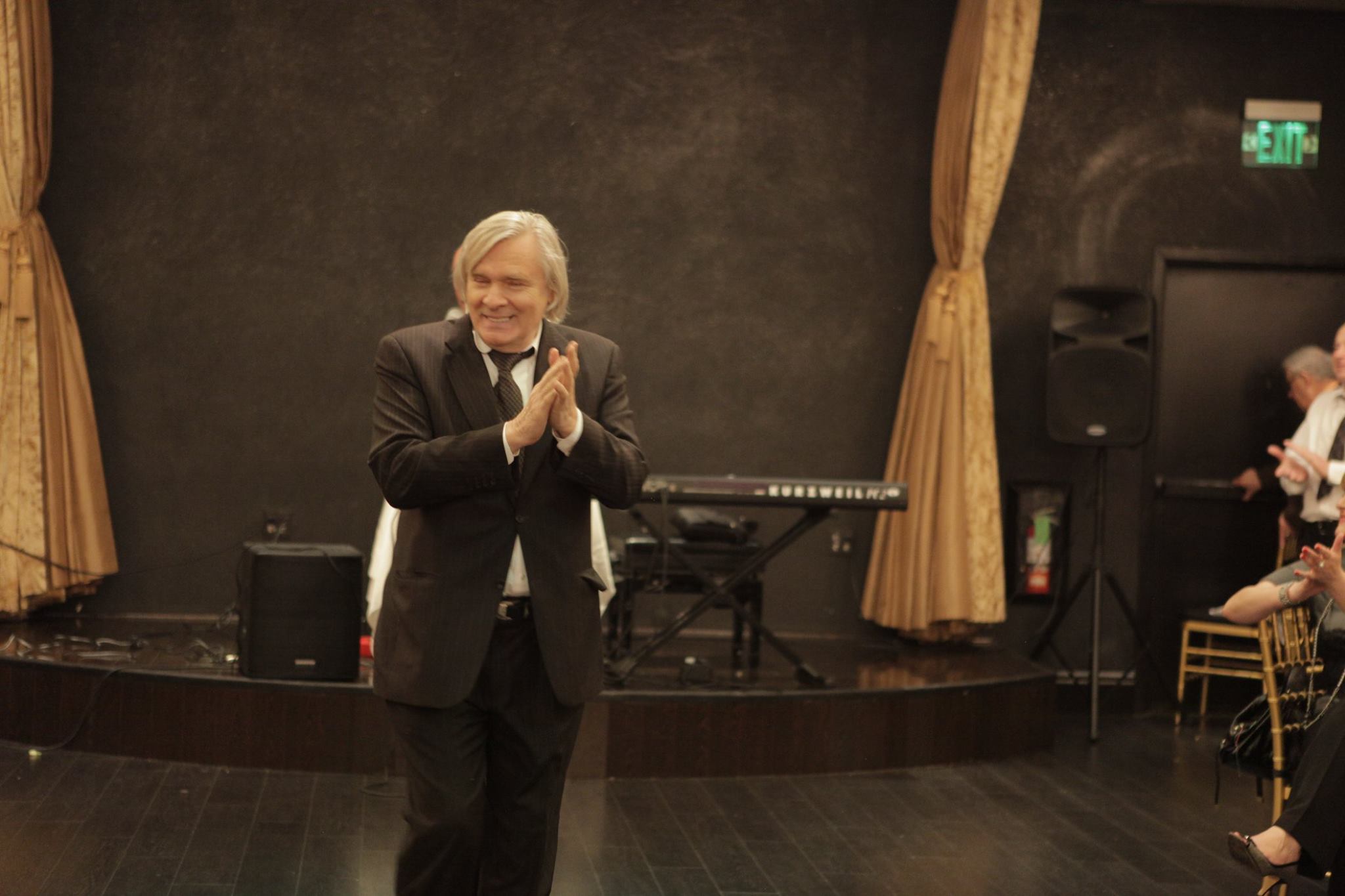 Oleg Vidov on stage